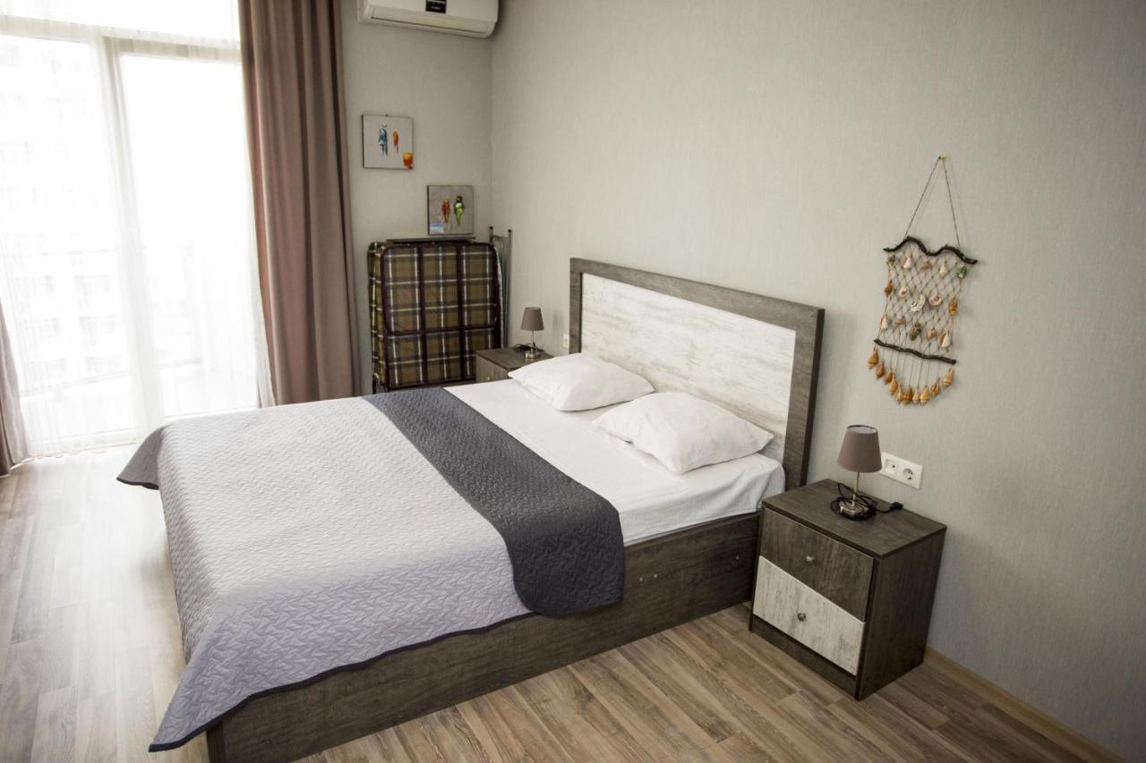 Apartment On Khimshiashvili Batumi Exterior foto